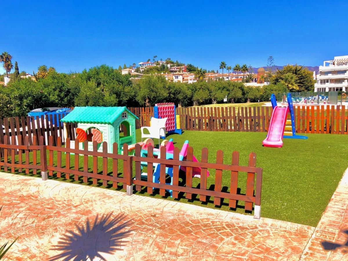 Lovely Sea Views Apartment On La Costa Del Sol El Faro Bagian luar foto