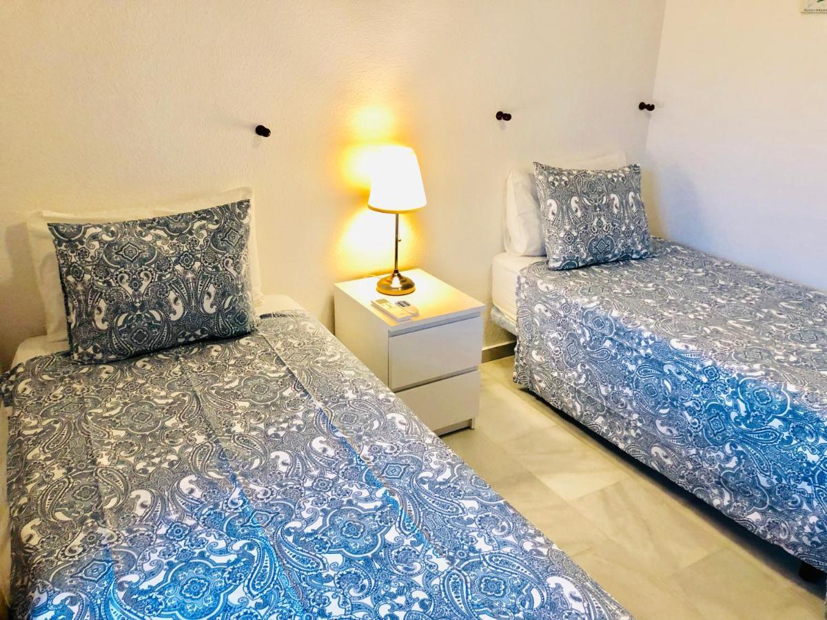 Lovely Sea Views Apartment On La Costa Del Sol El Faro Bagian luar foto