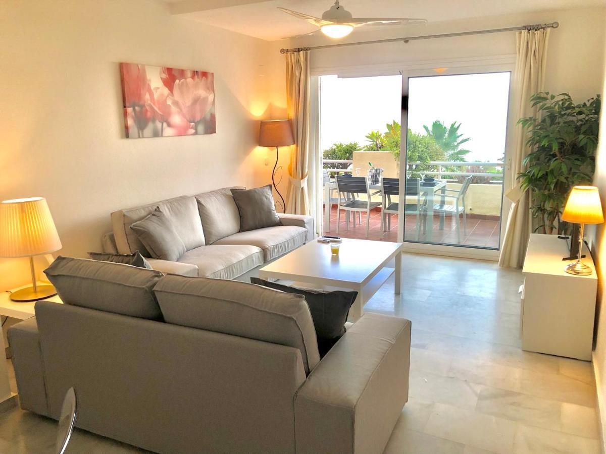Lovely Sea Views Apartment On La Costa Del Sol El Faro Bagian luar foto