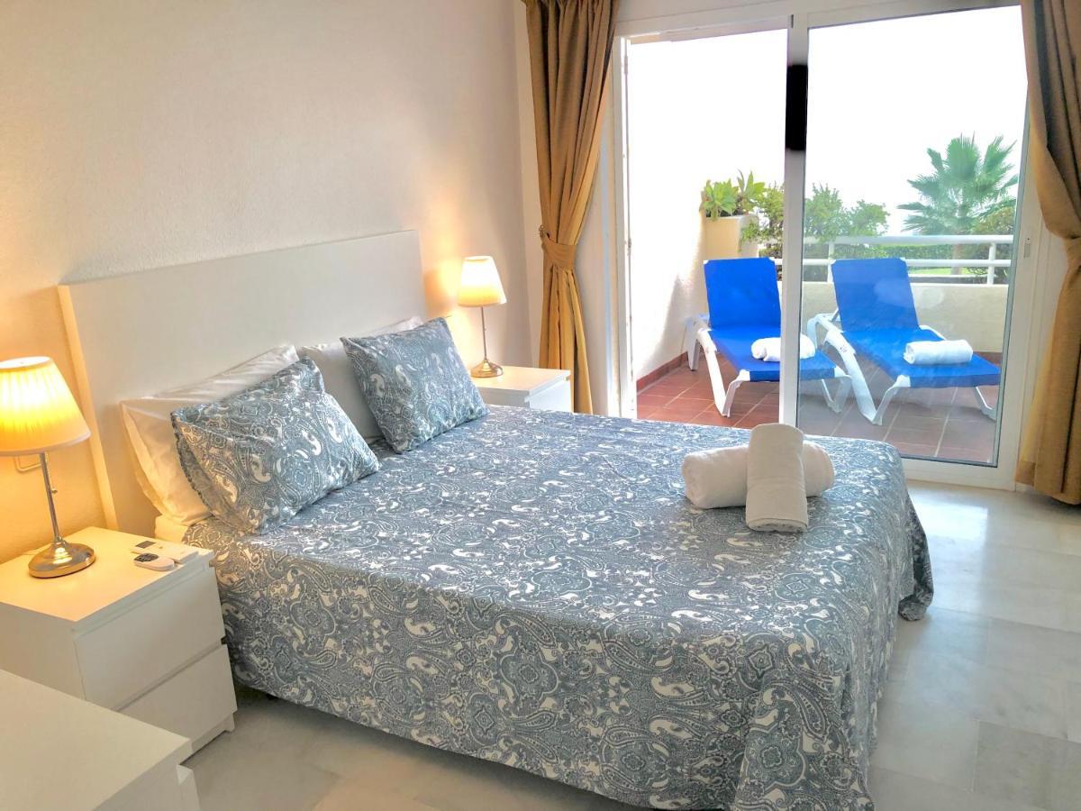 Lovely Sea Views Apartment On La Costa Del Sol El Faro Bagian luar foto