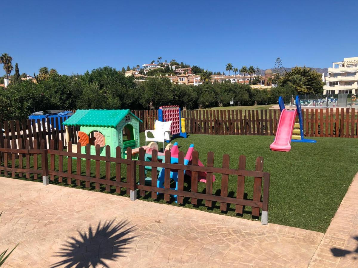 Lovely Sea Views Apartment On La Costa Del Sol El Faro Bagian luar foto