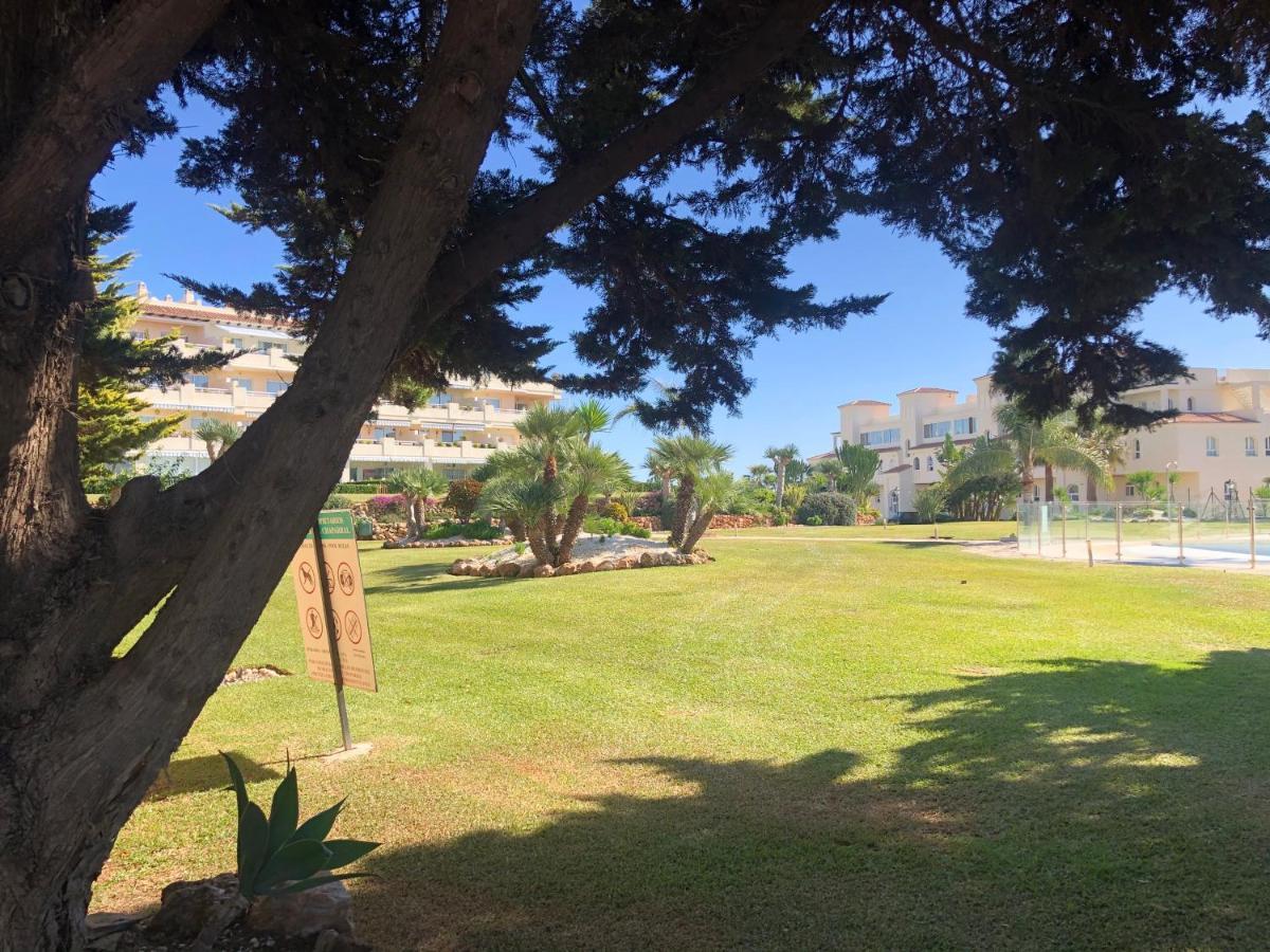 Lovely Sea Views Apartment On La Costa Del Sol El Faro Bagian luar foto